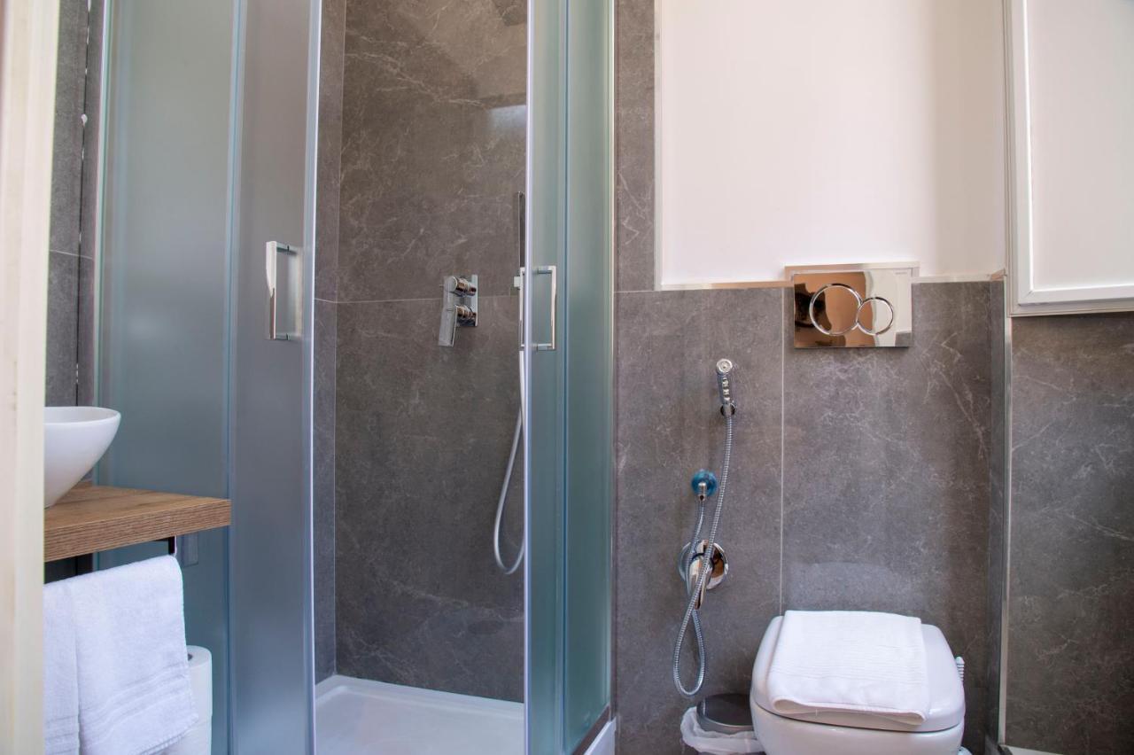 Affittacamere Ad Tritone 2*